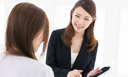 業務用美容機器OEM/ODMの流れ 07講習/納品資料のご提出